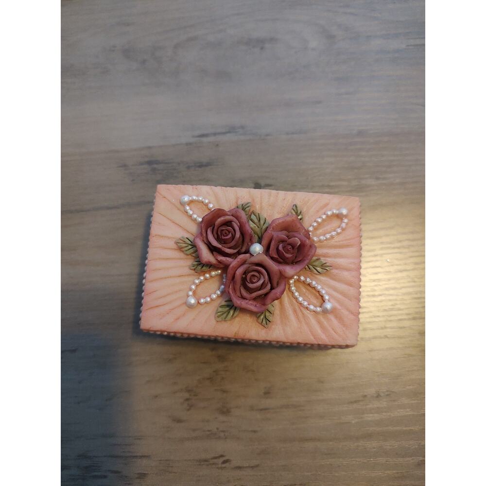Victorian Style Ceramic Trinket Box, Dezine Hand Painted